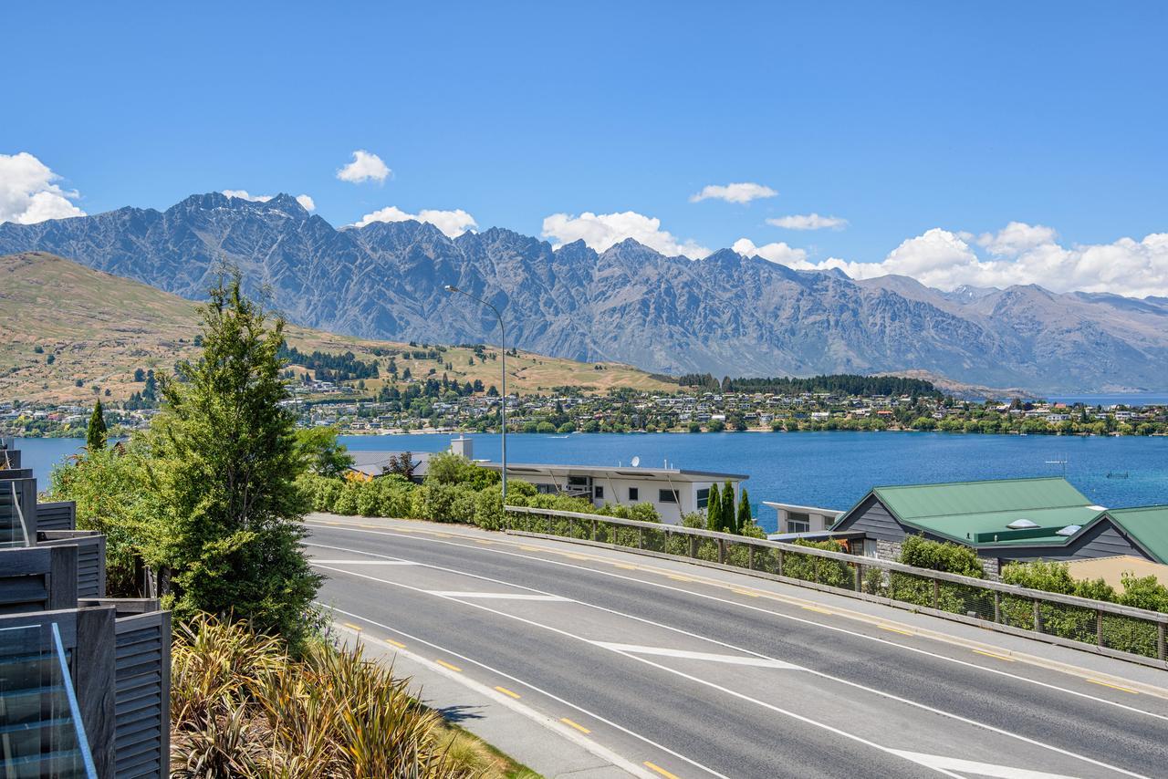 Swiss-Belsuites Pounamu Queenstown Exterior photo The Southern Alps from Queenstown